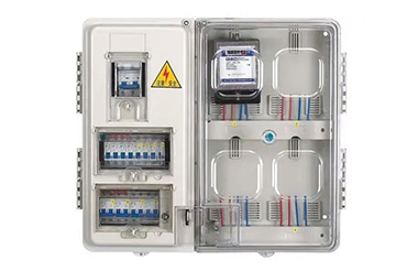電表箱是電力系統(tǒng)中不可或缺的組成部分，電表箱的材質(zhì)直接關(guān)系到產(chǎn)品的安全性、穩(wěn)定性和使用壽命。那電表箱用什么材質(zhì)好呢？接下來跟著電表箱生產(chǎn)廠家邁峰電力公司小編一起了解下吧！